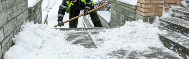 Lumetõrjel maksimaalselt tehnikat ja inimesi: 170 masinat ja 130 labidameest