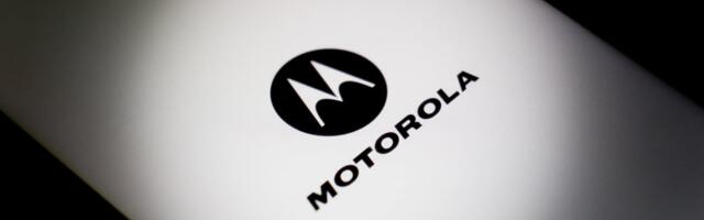 Motorola effectively bricked its entire line of WiFi routers without explanation