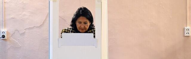 В Грузии проходят парламентские выборы, которые определят дальнейший курс страны