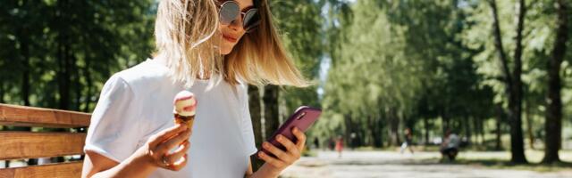 Naine: mu mees on oma teismelise tütre sõpradega liiga lähedaseks saanud