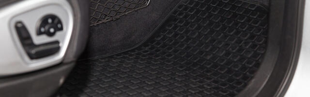 Talv auto põrandal: miks kummimatid on külmal ajal parim valik