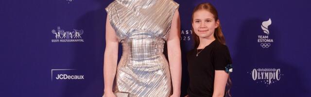 Eesti parimal naissportlasel Eneli Jefimoval on andekas õde: ujumises läheb mul hästi ja õpin viitele