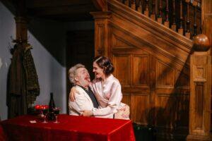 Armastus lootusetult traagilises maailmas