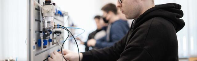 Suurtööstus toetab edukaid Virumaa kolledži sisseastujaid stipendiumiga