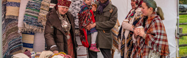 VÄRSKA TALUMUUSEUMIS SAAB NAUTIDA NAHTSIPÄEVA LAADAMELU