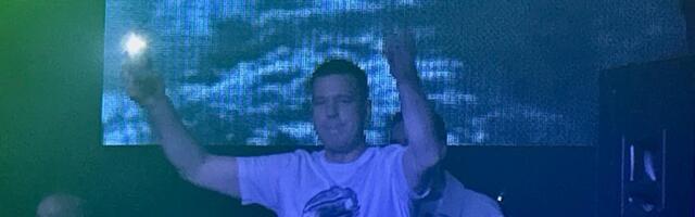 Küttis klubirahva kuumaks! Jüri Ratas esines Club Hollywoodis 