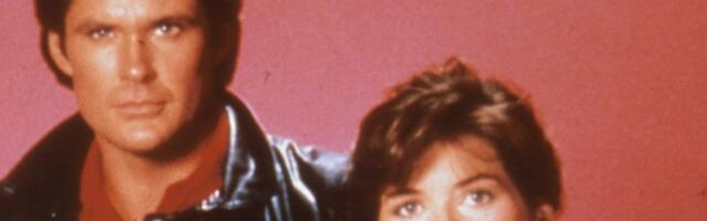 VÕRDLE | Kas tunned ära? Populaarses telesarjas „Knight Rider“ näidelnud võluv kaunitar on tundmatuseni muutunud