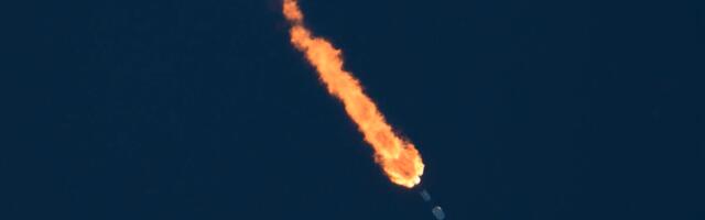Juhitamatuks muutunud Falcon 9 raketiaste põrkub augustis Kuuga ja pakub teadlastele haruldase võimaluse