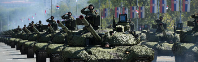 ŽIVELA SRBIJA! VOJNA PARADA POČINJE U 11 ČASOVA! Za posetioce se kapije otvaraju u 8.30, ulaz besplatan i to na OVE 2 LOKACIJE