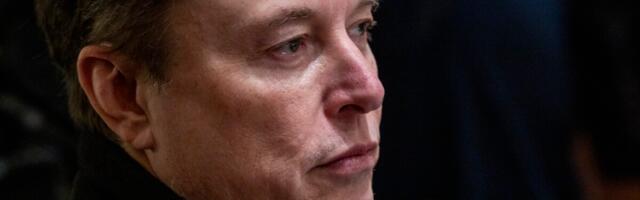 Tesla annab Muskile tähelepanu võitmiseks hiigelboonuse