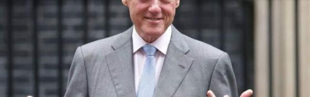 Билла Клинтона и экс-глав ФБР вызвали в комитет Конгресса для дачи показаний по делу Эпштейна