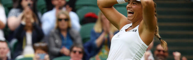 Noor hispaanlanna šokeeris Wimbledoni avaringis tiitlikaitsjat