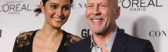 Семья Брюса Уиллиса переселила актера в отдельный дом под присмотр сиделок