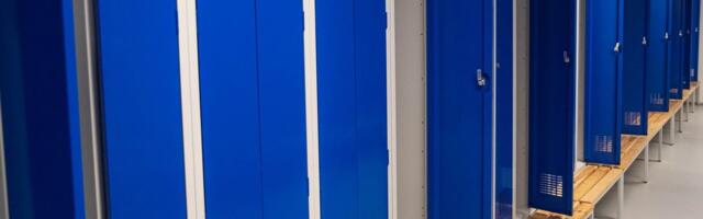 Märjad kapipõhjad ajavad jõusaali kliente marru. „Kas ma pean valge mantli poriloiku panema?“