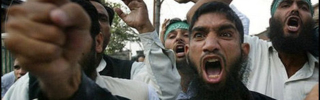 KOLUMN ⟩ Roland Tõnisson: rahvasteränne ja Euroopa lunaraha