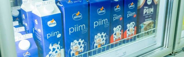 Piim läheb kiiresti pahaks? Põhjus võib peituda selles, et hoiad seda külmkapis täiesti vales kohas