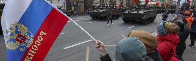 Moskva 9. mai paraadi külaliste nimekiri hõreneb. Zelenskõi: hoiatame riigijuhte, et seal pole turvaline