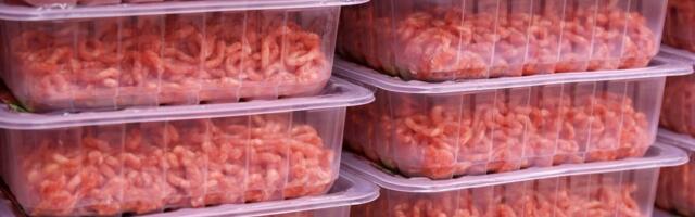 Soomlasi ehmatavad tühjad hakklihariiulid, lahenduseks oleks hinnatõus