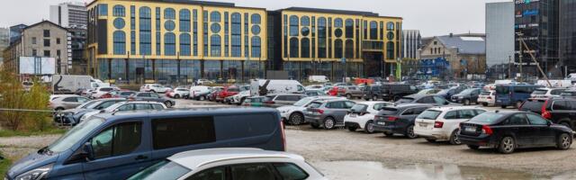 Tallinna kesklinnas suletakse suurim väliparkla. Vaata kaardilt, kuhu edaspidi soodsalt auto parkida