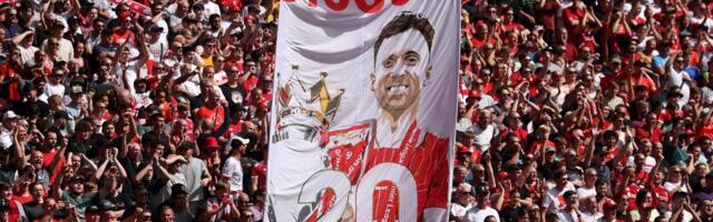 Liverpool kaotas plaanitust lühema leinaseisakuga alanud hooaja esimese finaali