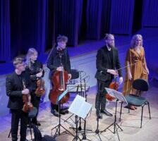 Eestimaine hingepuudutus