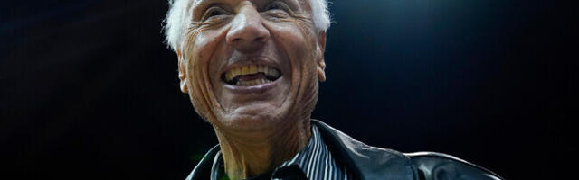 Suri nii mängija kui treenerina korvpalli kuulsuste halli valitud Wilkens