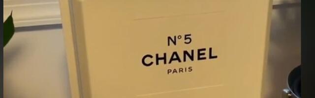 Üle 700 maksvas luksuslikus advendikalendris olid kleepsud, külmikumagnet ja tühi kott