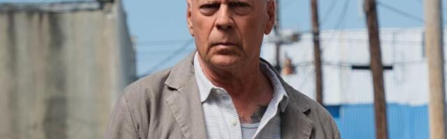 FOTO | Dementne Bruce Willis jäi üle pika aja linnapildis kaamerasilma ette
