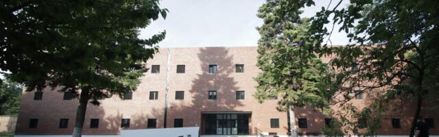 OSUĐENICI IZ ZABELE U ULOZI GLUMACA U POZORIŠNOJ PREDSTAVI: Prvi put na sceni pred publikom iz zavoda