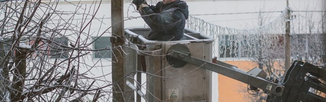 Narva tänavad muutuvad valgemaks