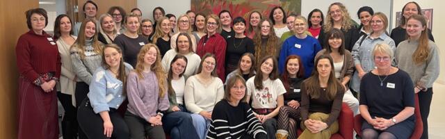 Ämmaemandad ja arstitudengid aitavad koolinoortel suhtevägivalda ära tunda