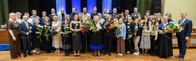 Räpina valla 2025. aasta preemiad ja kõrgemad tunnustused anti üle Eesti Vabariigi aastapäevale pühendatud pidulikul kontsertaktusel