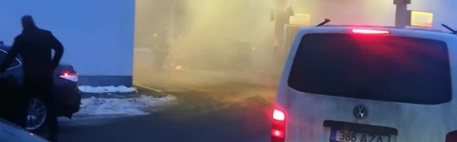 VIDEO | Kristiine tankla juures põles auto