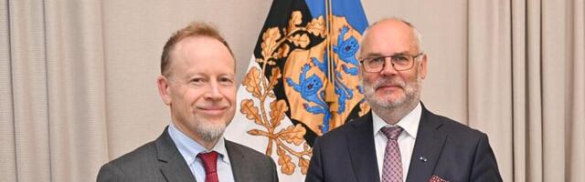 President Karis andis üle teenetemärgi Prantsusmaa suursaadikule