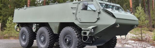 Patria andis Lätile üle esimesed 6x6 soomukid