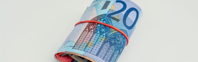 15% töötajatest on töötasu langenud