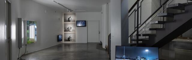 Kui nuga libiseb ja lõikab sisse reaalaega