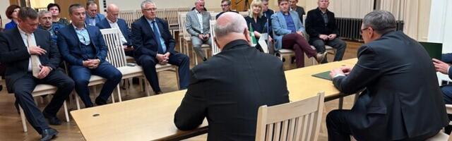 FOTOD: Paides sündis uus võimuliit