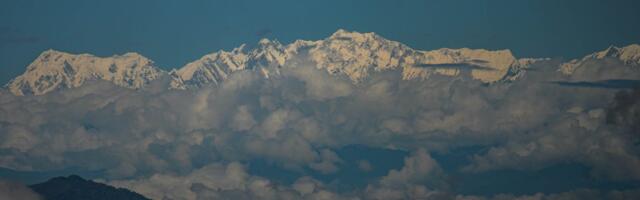 Himaalajas hukkus seitse laviini alla jäänud mägironijat