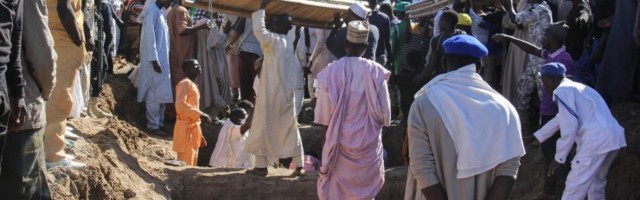 Nigeerias lõikasid terroristid 43 põllutöölisel kõrid läbi. President nimetab islamistide tapatööd hullumeelseks