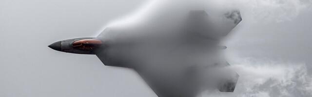 USA sõjaline võimsus püsib osalt lennukil F-22. Kuid see osutus isegi ameeriklaste jaoks liiga kalliks