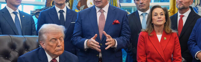 Trump leevendas autotööstuse turgutamiseks kütusesäästlikkuse nõudeid