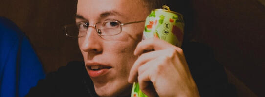 Ajakirjanik Kert Avasalu oli tööl narkouimas ja ameles noore poisiga