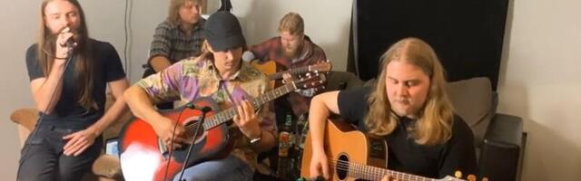 MAIDUK LIFECOACH ⟩ Räägib ja mängib muusikat proge-doom-stoner metal bänd Neer