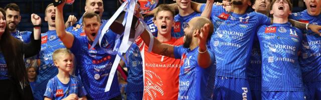 KOGU TÕDE KARIKAFINAALIST | Eesti võrkpalli Vestmann ja Piibeleht ei vedanud publikut alt ja madistasid viimse vereni