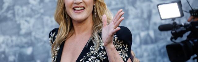 Kate Winslet pihtis, et teismeeas olid tal intiimsuhted tüdrukutega