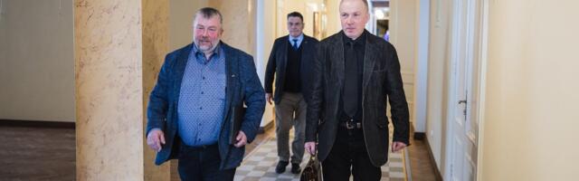 „Täiesti ebaprofessionaalne!“ Riigikogu „kindralid“ on pahased, kuna kaitsevägi väldib jalaväemiine kui tuld