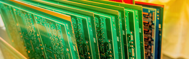 Особенности трассировки на внешних и внутренних слоях печатной платы