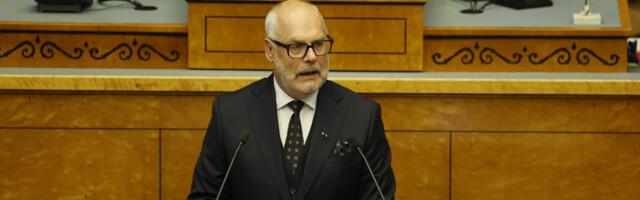 Kristiina Raud: eestlased ja demokraatia – poliitikute pärast piinlik ja lühike tee võimetuse tundeni