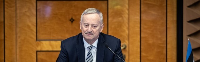 TEEL PRESIDENDIKS | Siim Kallas: kas presidendi ja peaministri ameti peaks ühendama? Oleks üks must auto vähem